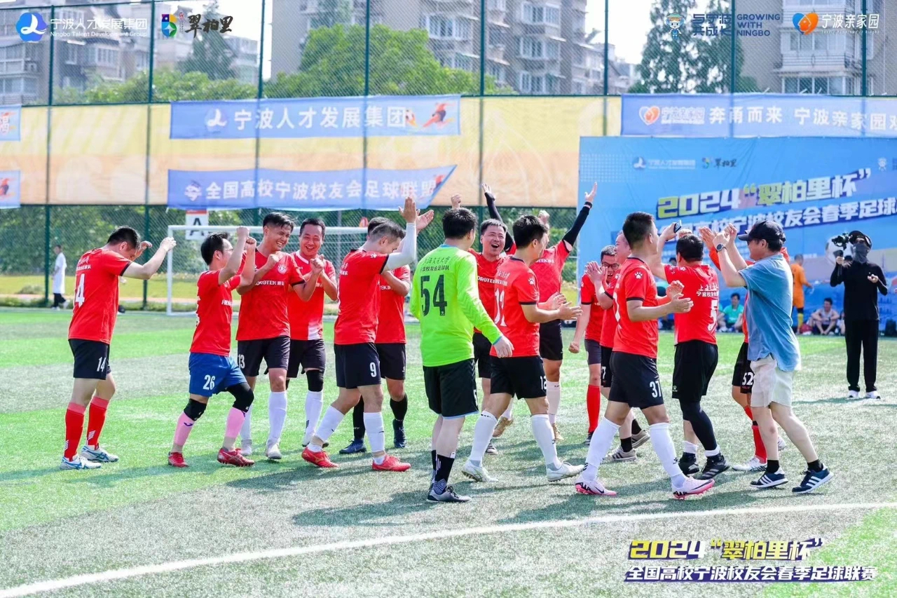 67189aaf1bbc4.jpg b61cdbb8e33fc4aa54261772d4b2c8e.jpg